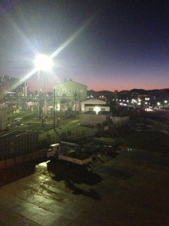 �������イ�����