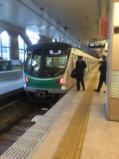 �_(^o^)�^�I�I�I