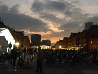 �[���̐ԃ����K�q��