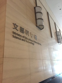 *��Kߥ*:.�..�.:*�'(*߁��*)'�*:.�. .�.:*��Kߥ*