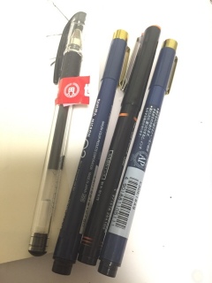 �y������p�Ƀ{�[���y���𔃂��Ă���