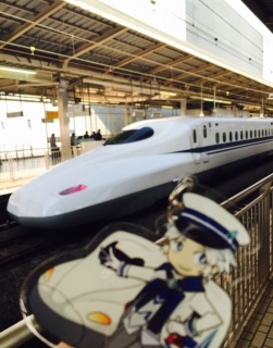 �r�����r����